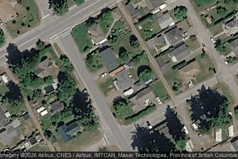 Property boundary for 010-360-000