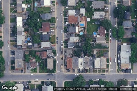 830-832 12E AVENUE
