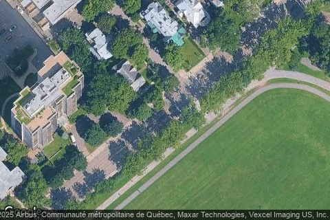 1400 BOUL DU PARC-