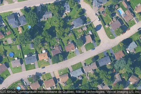 2347 RUE CHATEAUBRIAND R